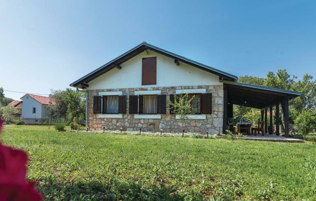 Villa Stone Medal Дрниш Экстерьер фото